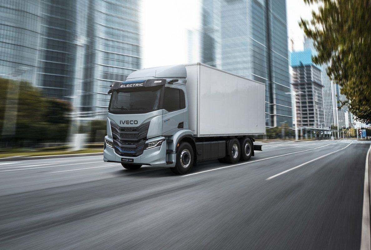 Iveco Group showcases its multi-energy strategy and launches innovative solutions at IAA Transportation 2024