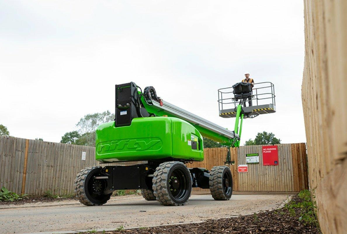 Niftylift unveils first straight boom and upgraded 12 m option to enhance range