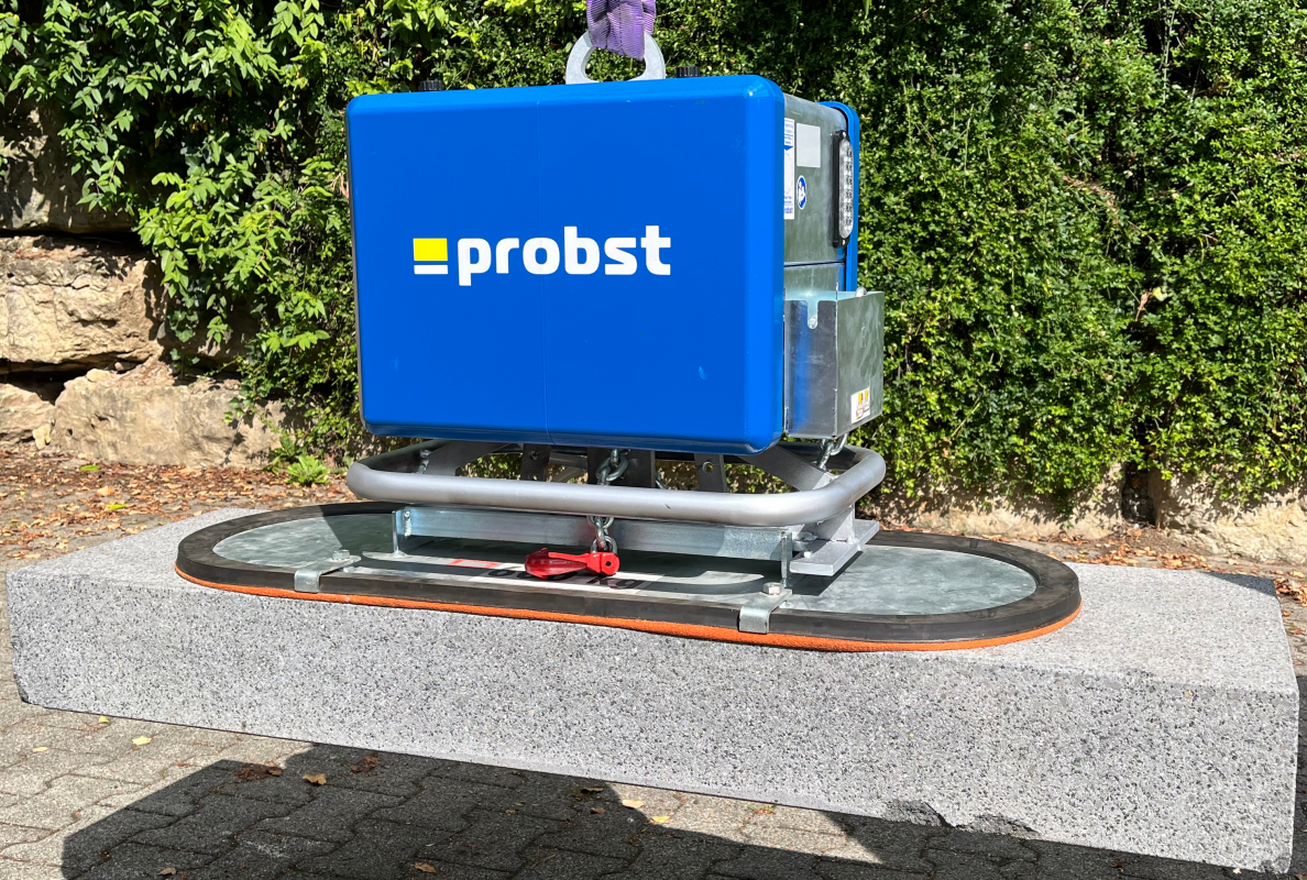 The SM-1200 stone magnet from Probst lifts heavy loads and ensures safety